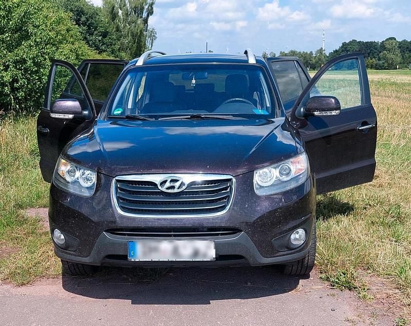 Braun Gebraucht 2011 Hyundai Santa Fe Premium SUV | 8.090 € (Fairer Preis) - Bild 1/4