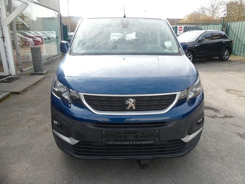 Gebraucht Peugeot Rifter Active 102 PS (75 kW) 2020 Blau Van / Kleinbus