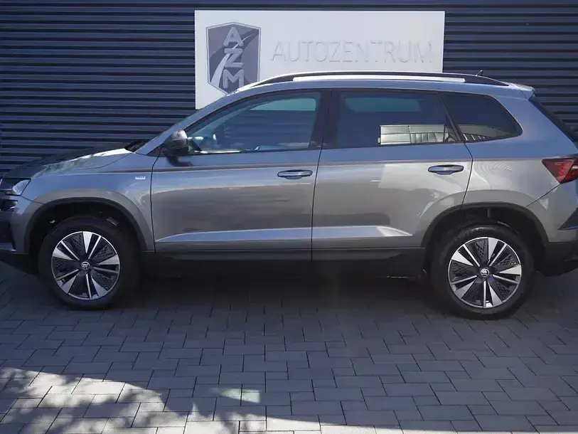 Gebraucht Skoda Karoq 110 PS (80 kW) 2024 Grau SUV