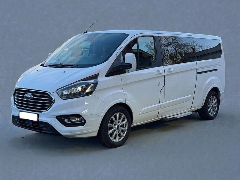 Gebraucht Ford Tourneo 170 PS (125 kW) 2019 Weiß Van / Kleinbus
