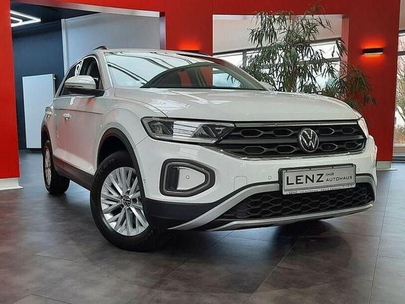 Second-hand VW T-Roc Life 150 CP (110 kW) 2022 Alb SUV