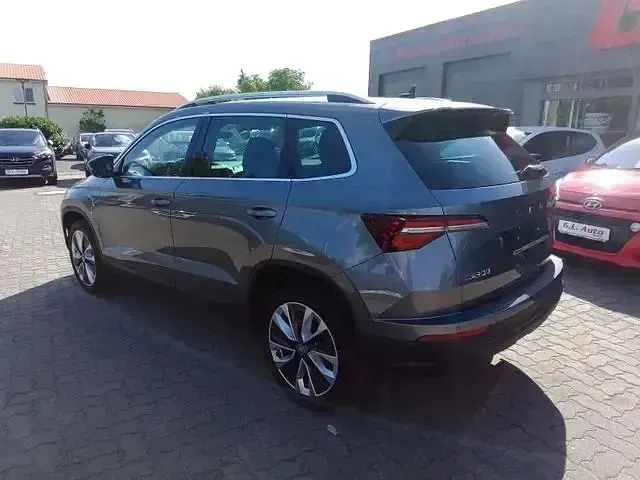 Gebraucht Skoda Karoq 150 PS (110 kW) 2025 Grau SUV