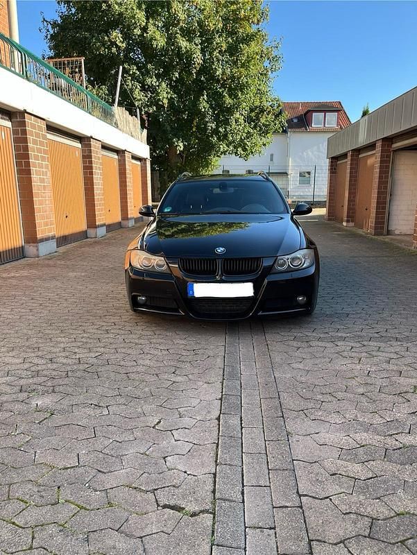 Schwarz Gebraucht 2007 BMW 325 Shadowline Kombi | 5.500 € - Bild 1/4