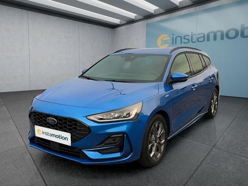 Blau Gebraucht 2023 Ford Focus ST-Line Kombi | 21.899 € (Fairer Preis) - Bild 1/4