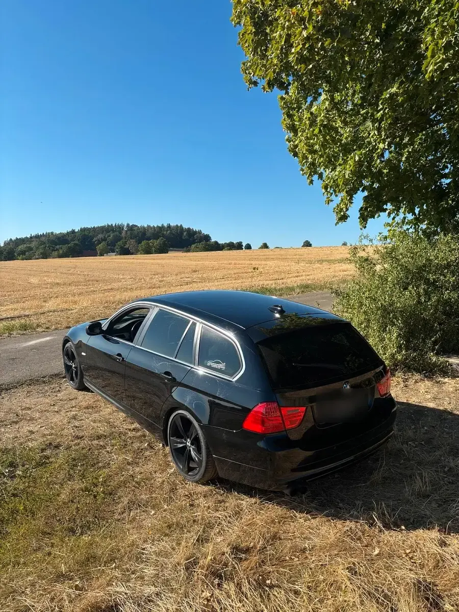 Gebraucht BMW 330 M Sport 245 PS (180 kW) 2009 Schwarz Limousine
