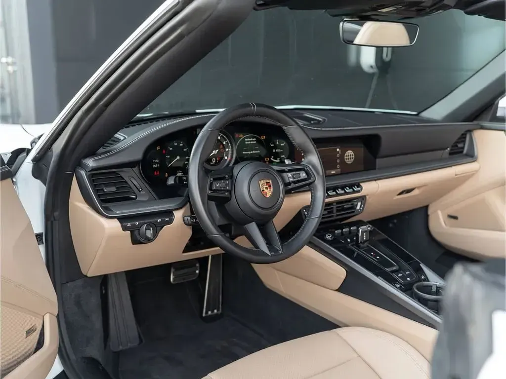 Gebraucht Porsche 911 Carrera Cabriolet 385 PS (283 kW) 2024 Weiß Cabrio