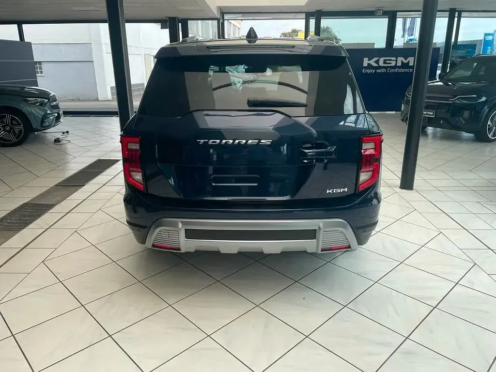 Neu KGM Torres 163 PS (119 kW) 2026 Dandy blue met. SUV