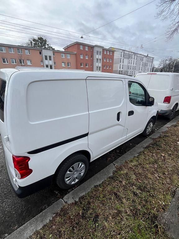 Gebraucht Nissan NV200 110 PS (80 kW) 2019 Weiß Van / Kleinbus