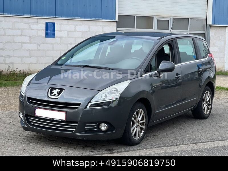 Grau Gebraucht 2013 Peugeot 5008 Active Van / Kleinbus | 3.450 € (Guter Preis) - Bild 1/4