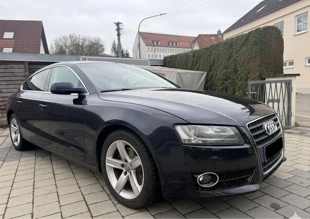 Gebraucht Audi A5 Sportback 179 PS (131 kW) 2011 Blau Kleinwagen
