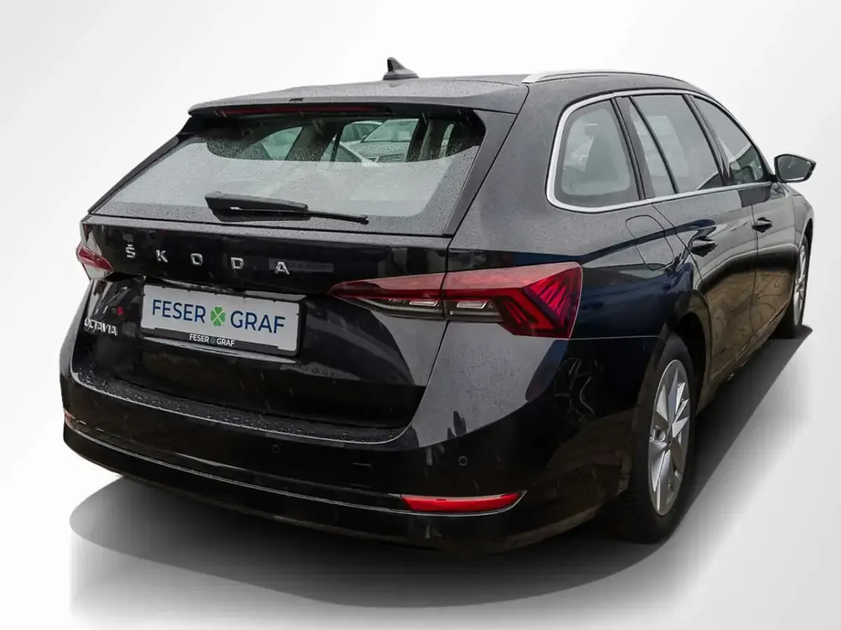 Gebraucht Skoda Octavia Style 150 PS (110 kW) 2024 Blackmagicperleffekt Kombi