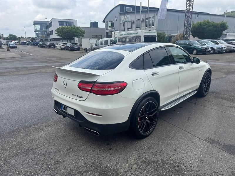 Gebraucht Mercedes GLC63 AMG AMG 510 PS (375 kW) 2018 Weiß Coupé