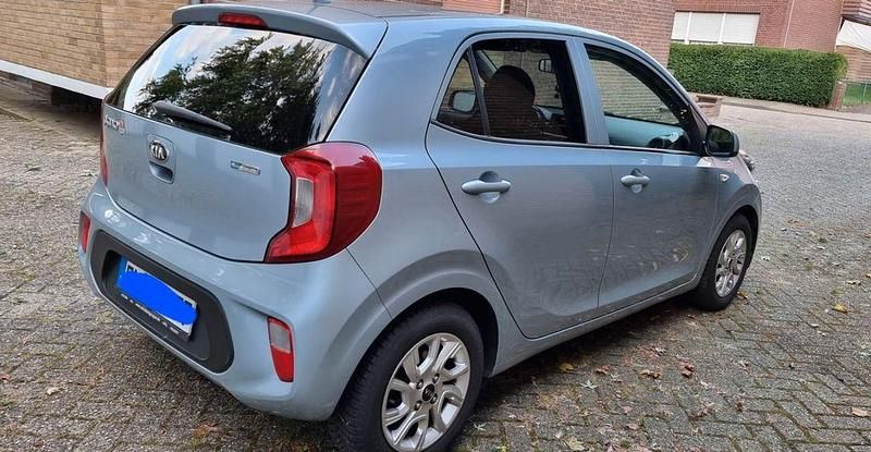 Gebraucht Kia Picanto DREAM-TEAM Edition 67 PS (49 kW) 2017 Blau Kleinwagen