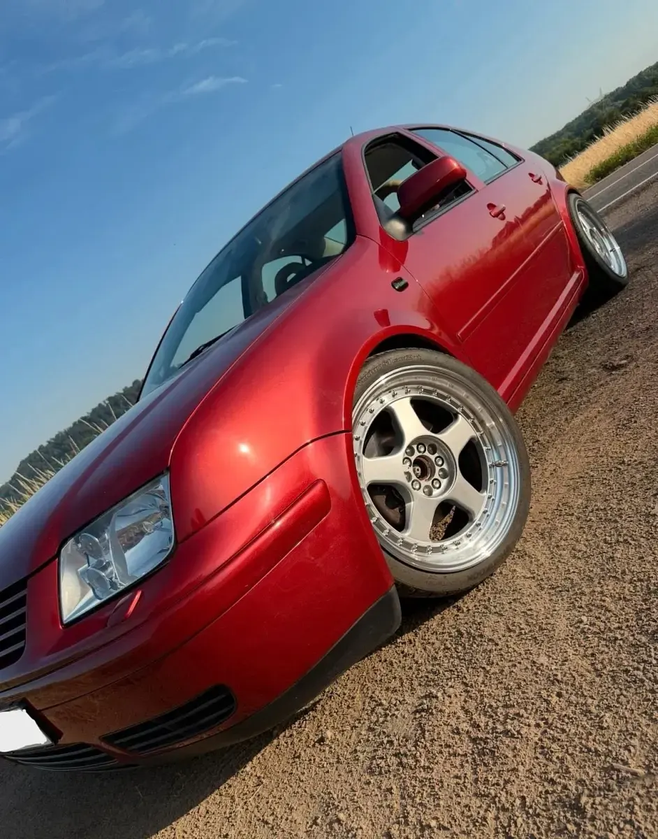 Gebraucht VW Bora 150 PS (110 kW) 1999 Rot Limousine