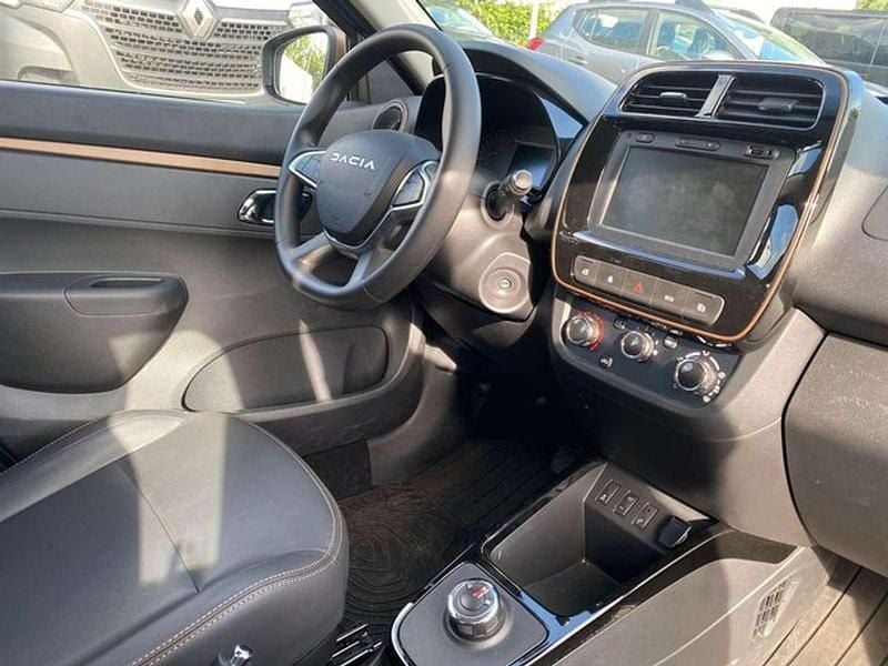 Second-hand Dacia Spring Extreme 47 kW (65 CP) 2023 Albastru Hatchback
