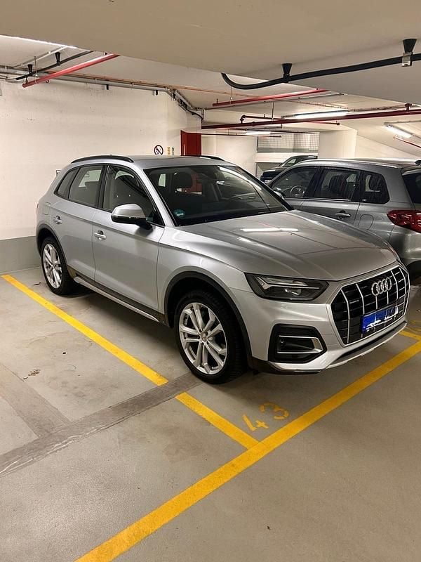 Second-hand Audi Q5 Advanced 204 CP (150 kW) 2022 Argintiu SUV