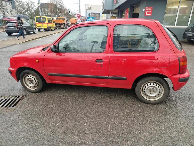 Gebraucht Nissan Micra 54 PS (39 kW) 1994 Rot Kleinwagen