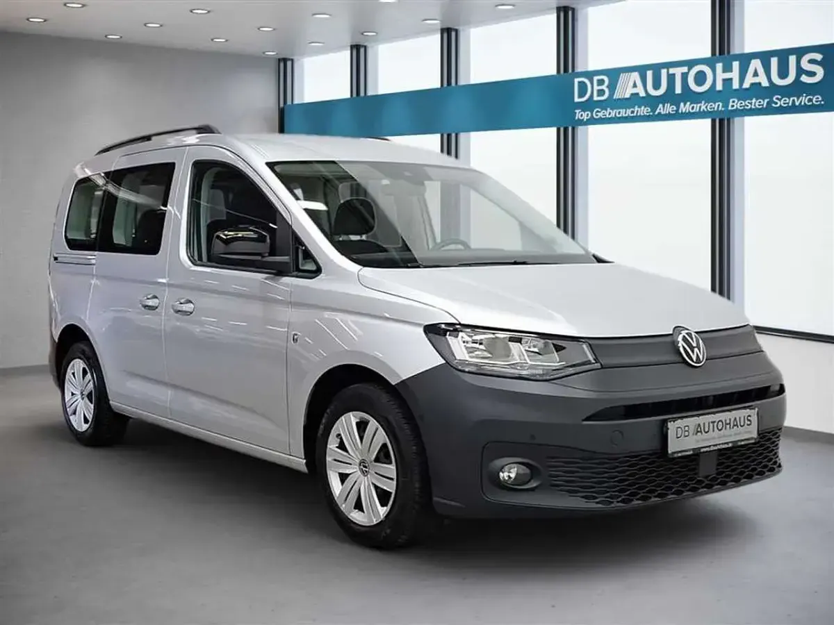 Gebraucht VW Caddy 122 PS (89 kW) 2023 Silber Van / Kleinbus