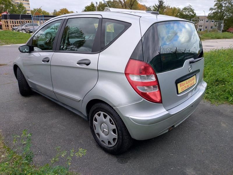 Gebraucht Mercedes A150 95 PS (69 kW) 2006 Silber Limousine