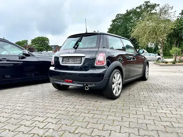 Gebraucht Mini Cooper D 109 PS (80 kW) 2009 Schwarz Kleinwagen