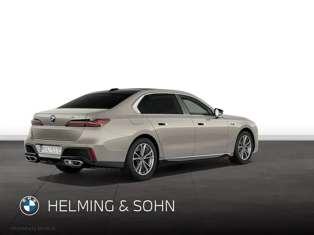 Gebraucht BMW M760e 571 PS (419 kW) 2025 Grau Limousine