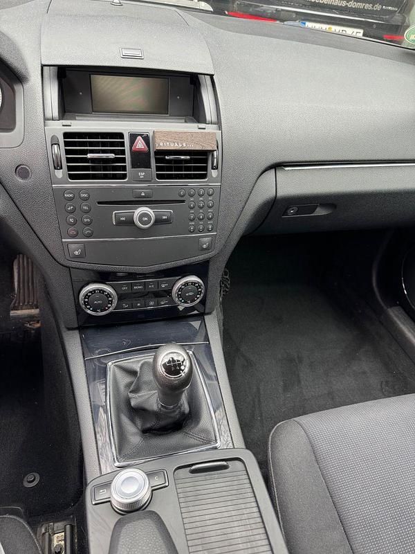 Gebraucht Mercedes C180 Classic 156 PS (114 kW) 2008 Schwarz Limousine