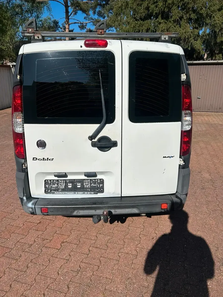 Gebraucht Fiat Doblò 100 PS (73 kW) 2009 Weiß Van / Kleinbus