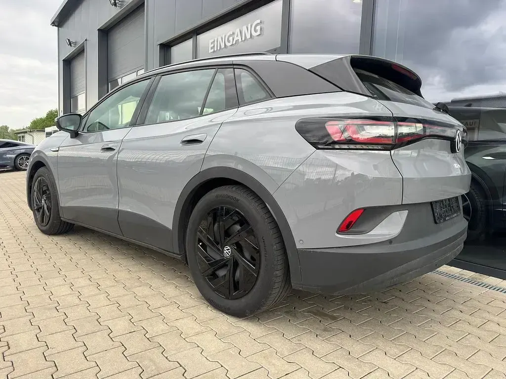 Gebraucht VW ID.4 Pro Performance 150 kW (204 PS) 2022 Mondsteingrau SUV