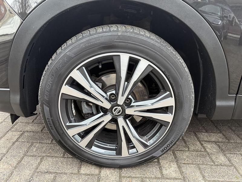 Gebraucht Nissan Qashqai N-Connecta 150 PS (110 kW) 2019 Schwarz SUV