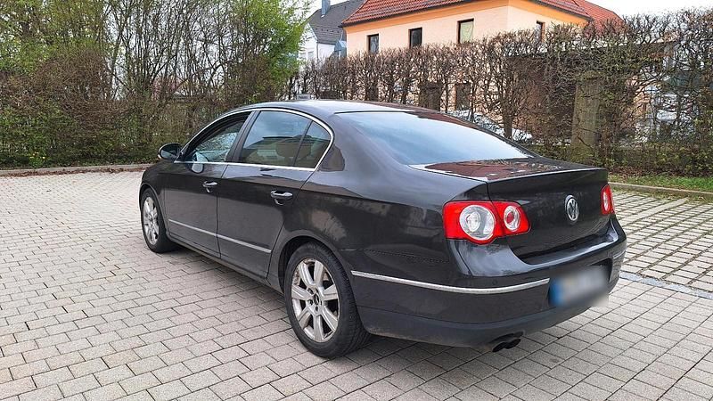 Gebraucht VW Passat 150 PS (110 kW) 2006 Braun Limousine