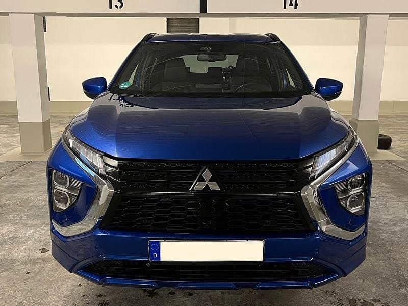 Gebraucht Mitsubishi Eclipse Cross Select 188 PS (138 kW) 2022 Blau SUV