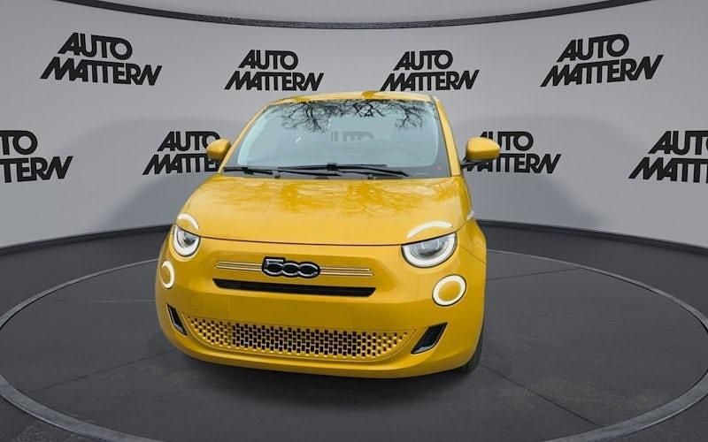 Neu Fiat 500 65 PS (47 kW) 2026 Gelb Limousine