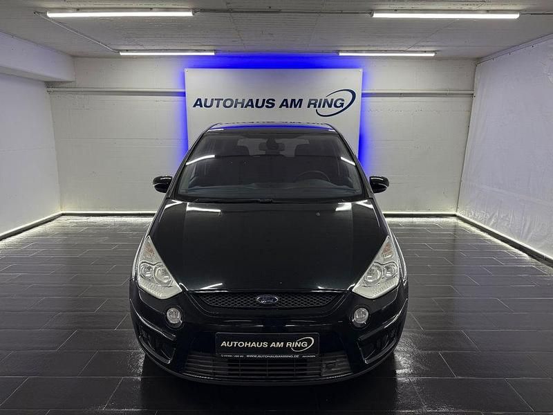 Gebraucht Ford S-MAX Titanium 145 PS (106 kW) 2008 Schwarz Van / Kleinbus