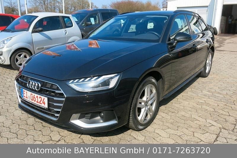 Gebraucht Audi A4 Advanced 204 PS (150 kW) 2022 Schwarz Kombi