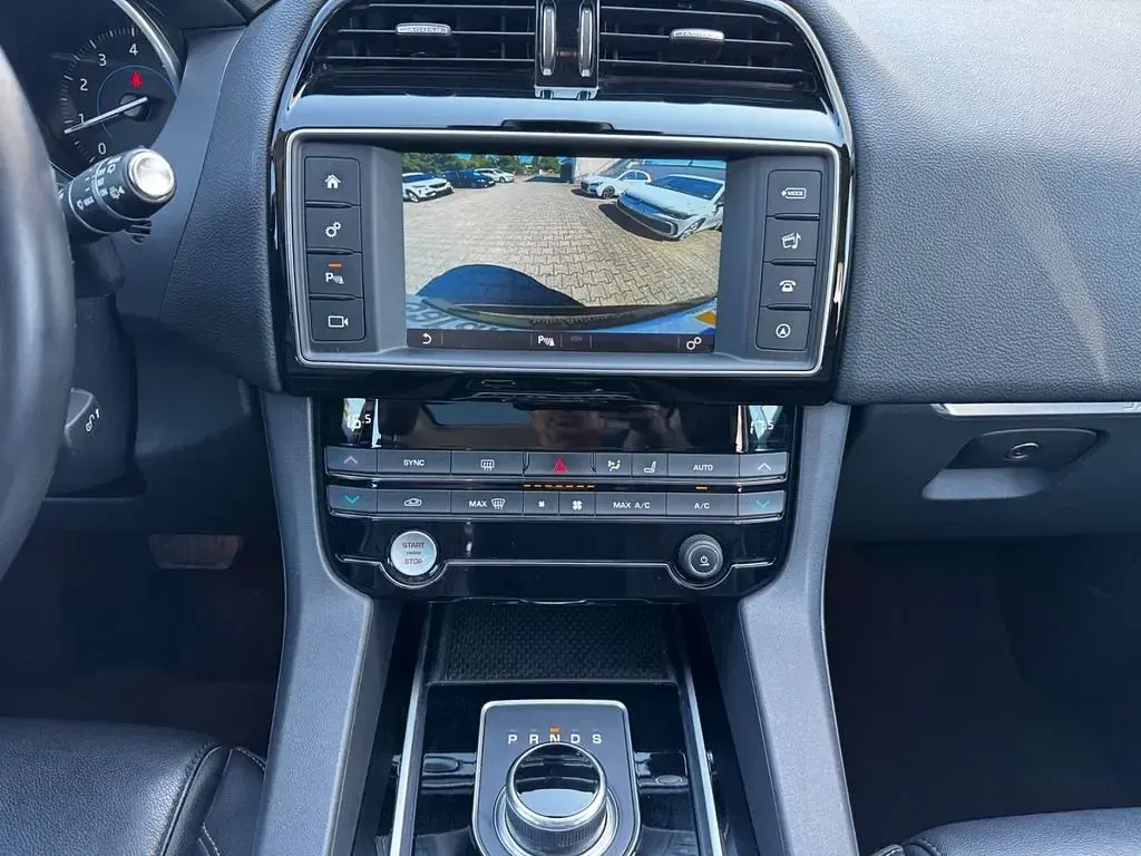 Gebraucht Jaguar F-Pace Prestige 250 PS (183 kW) 2017 Schwarz SUV