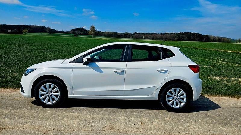 Gebraucht Seat Ibiza Style 110 PS (80 kW) 2023 Weiß Kleinwagen