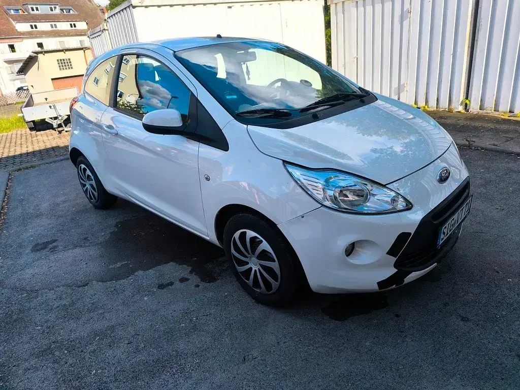 Gebraucht Ford Ka Trend 69 PS (50 kW) 2009 Weiß Kleinwagen