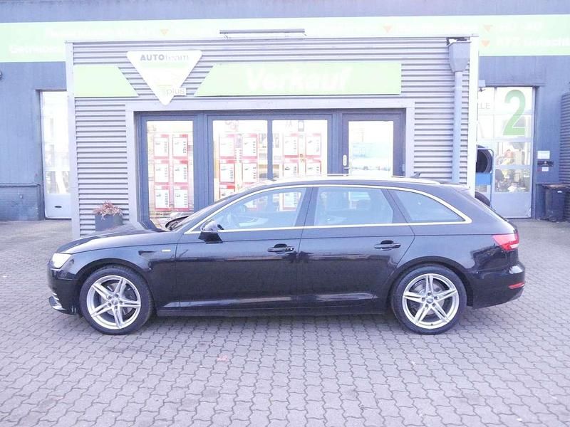 Brillantschwarz Gebraucht 2016 Audi A4 Sport Kombi | 12.990 € (Guter Preis) - Bild 1/4