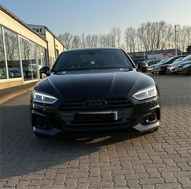 Gebraucht Audi A5 Ambiente 190 PS (139 kW) 2016 Schwarz Coupé