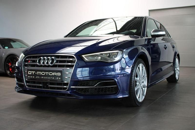 Blau Gebraucht 2014 Audi S3 Sport Limousine | 18.700 € (Guter Preis) - Bild 1/4