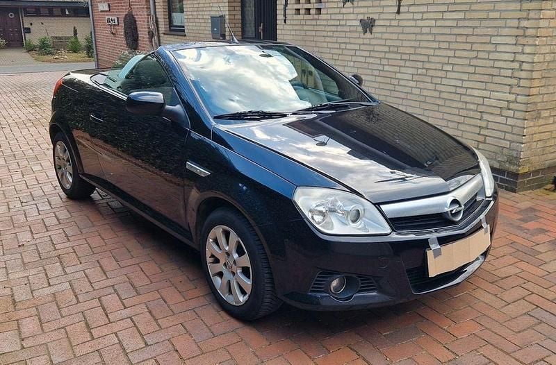 Gebraucht Opel Tigra Sport 90 PS (66 kW) 2004 Schwarz Cabrio