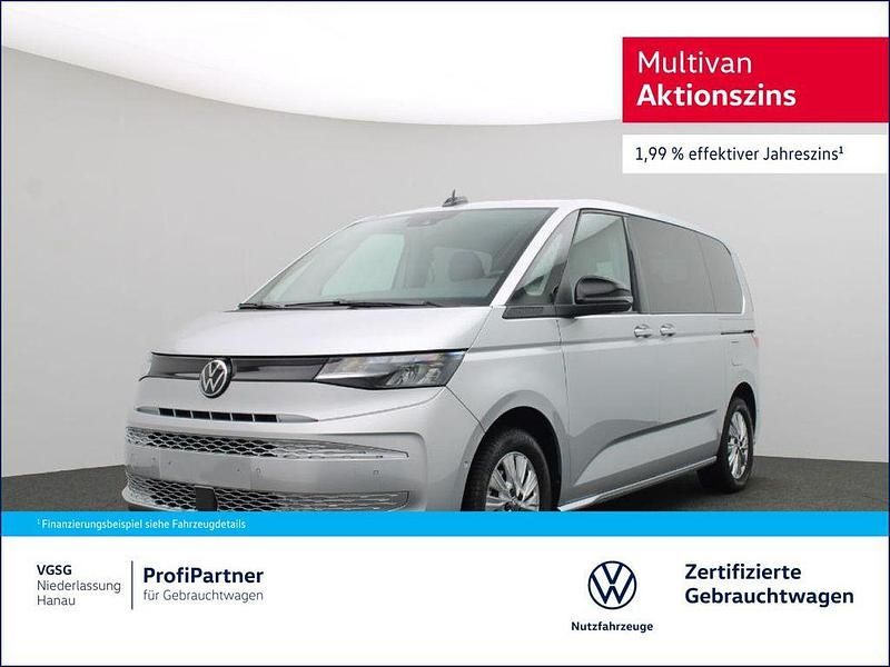 Silber Gebraucht 2024 VW Multivan Basis Van / Kleinbus | 50.450 € (Superpreis) - Bild 1/3