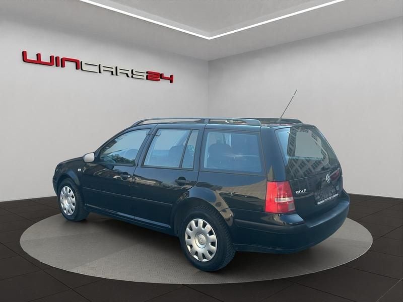 Gebraucht VW Golf IV 105 PS (77 kW) 2001 Schwarz Kombi