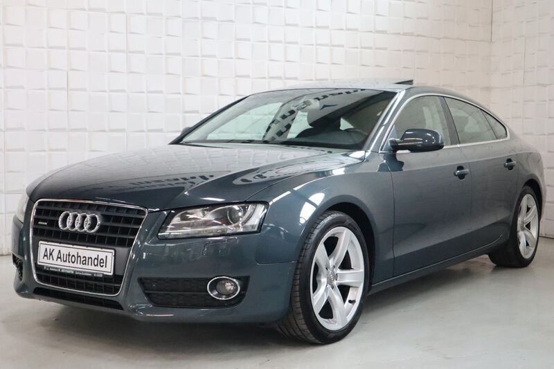 Grau Gebraucht 2009 Audi A5 Sportback S-Line Limousine | 7.890 € (Guter Preis) - Bild 1/4