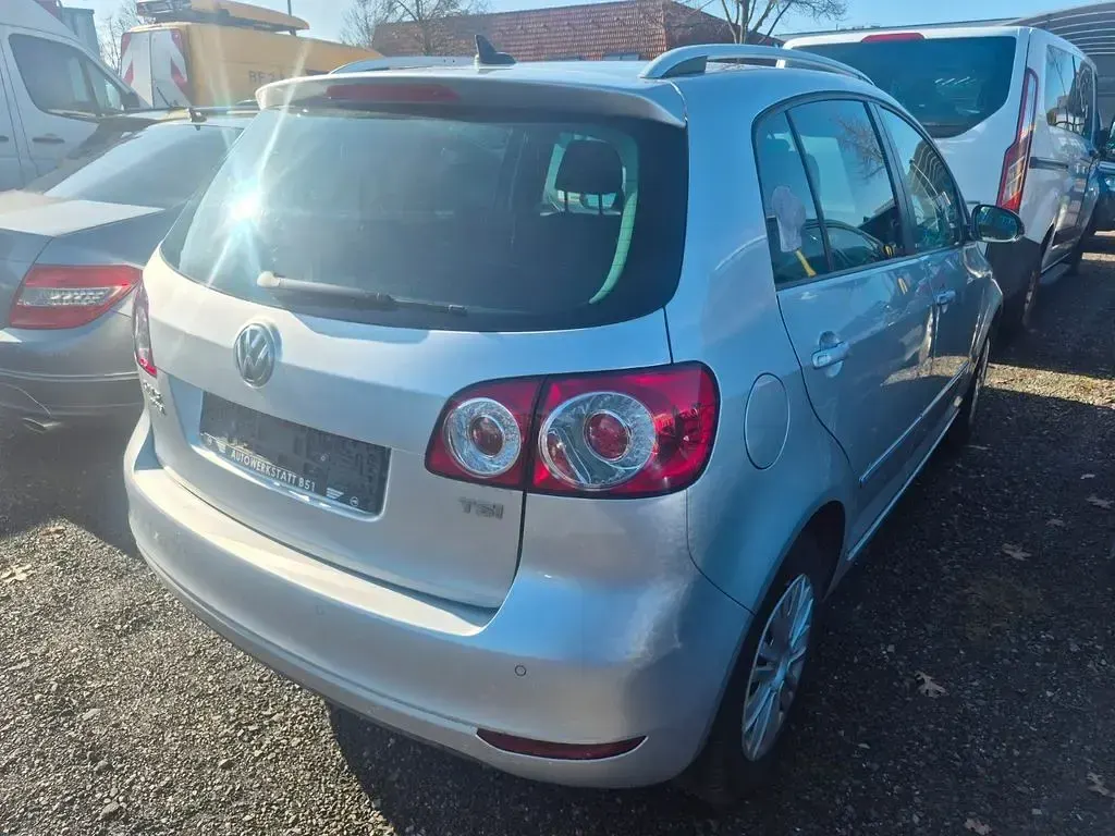 Gebraucht VW Golf Plus Cross Style 105 PS (77 kW) 2011 Silber Limousine
