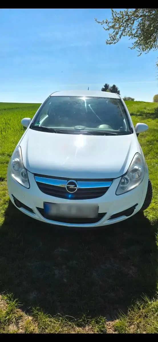 Gebraucht Opel Corsa 80 PS (58 kW) 2010 Weiß Kleinwagen