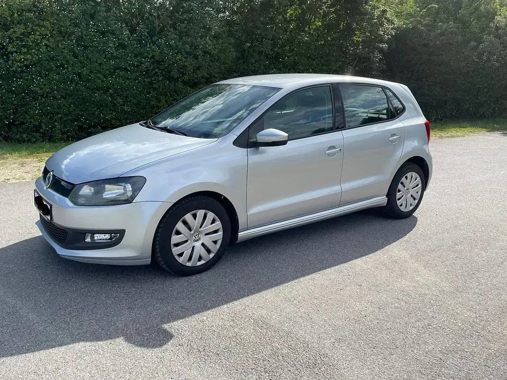 Gebraucht VW Polo 75 PS (55 kW) 2012 Grau Kleinwagen