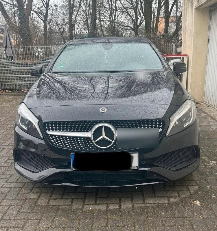 Gebraucht Mercedes A250 AMG 211 PS (155 kW) 2018 Schwarz Limousine