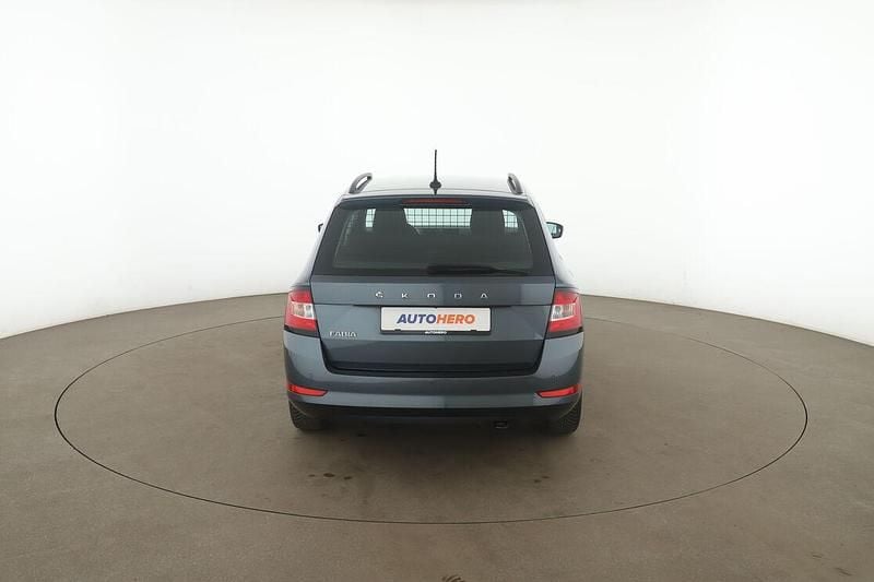 Gebraucht Skoda Fabia Active 2022 Grau Kleinwagen