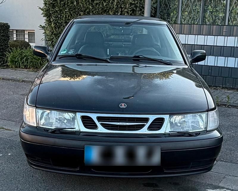 Second-hand Saab 9-3 150 CP (110 kW) 2000 Negru Berlinǎ